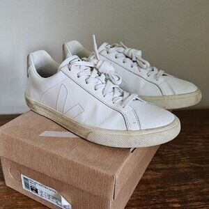 Veja Esplar Sneakers in Extra White